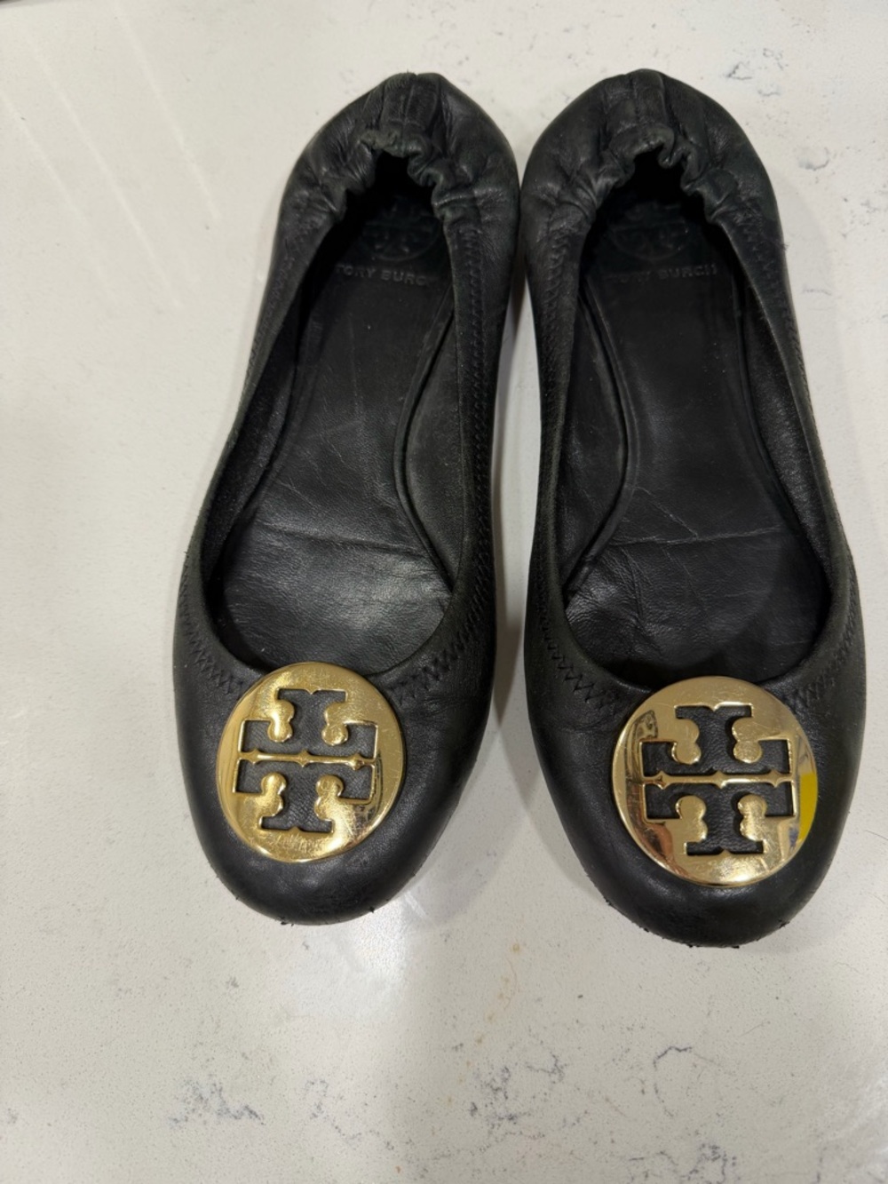 Tory Burch Black Leather Ballet Flats with Gold Logo Medallion, women’s Sz 8